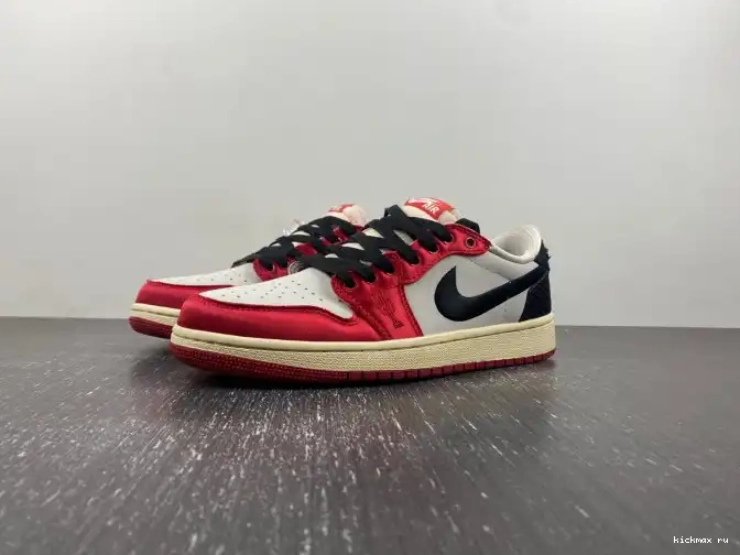 Kickmax Room OG FN0432-017 Low Air Jordan Trophy x Home 1 0514